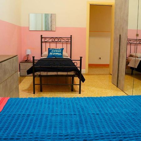 Home Sweet Home Bologna Bagian luar foto