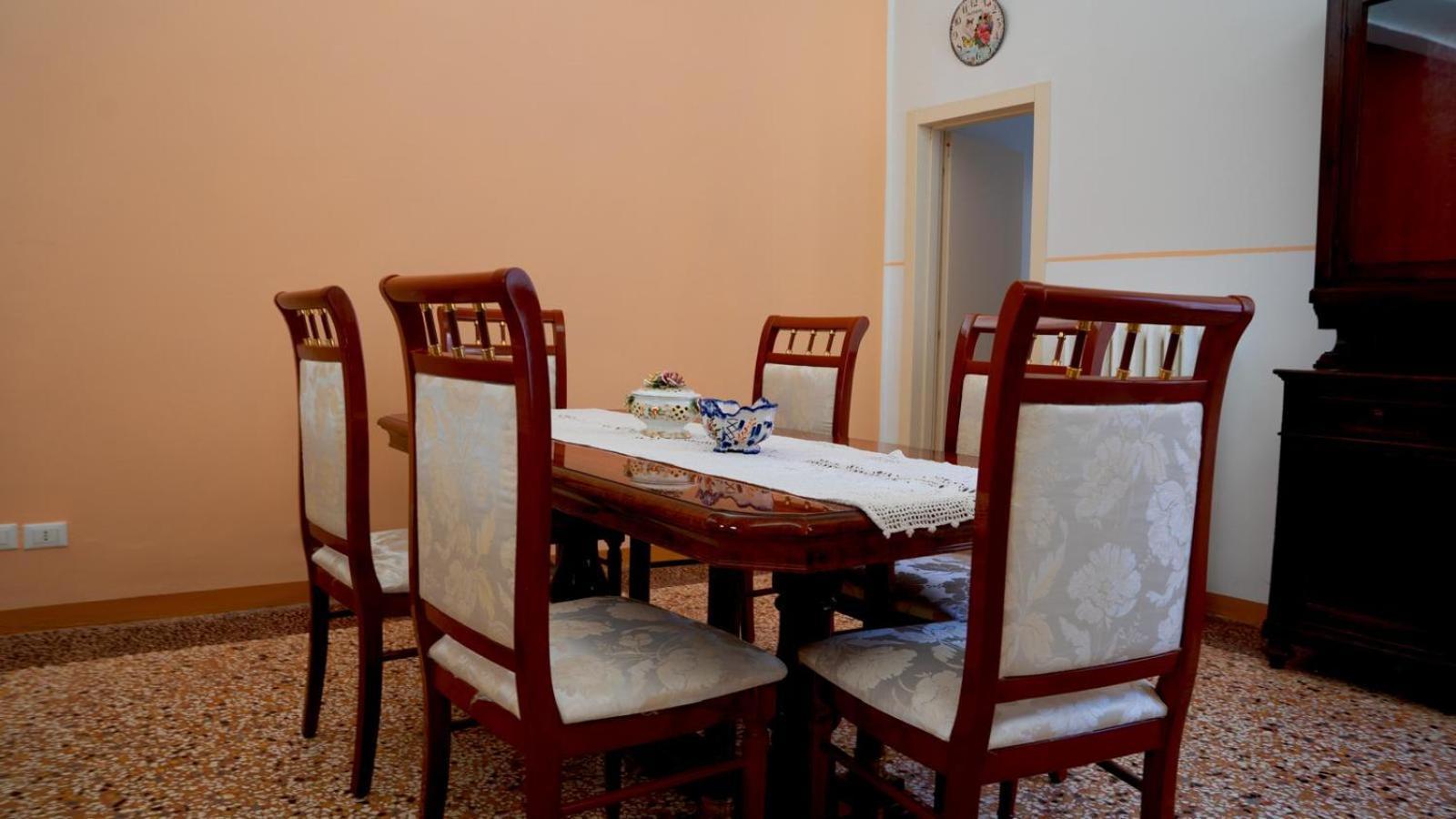 Home Sweet Home Bologna Bagian luar foto